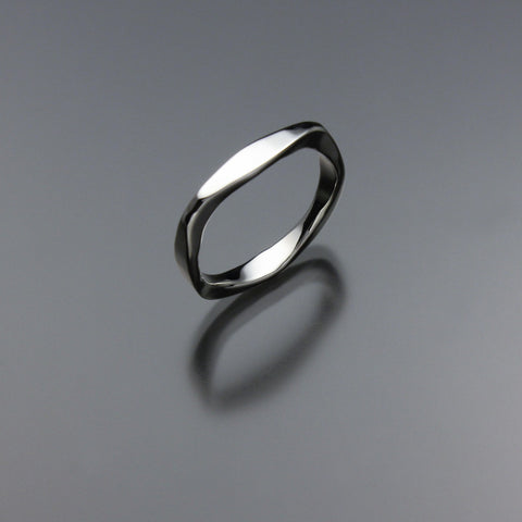Ring 070